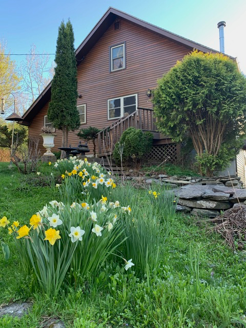 1218 Osgood Hill Rd - Photo 2 of 20