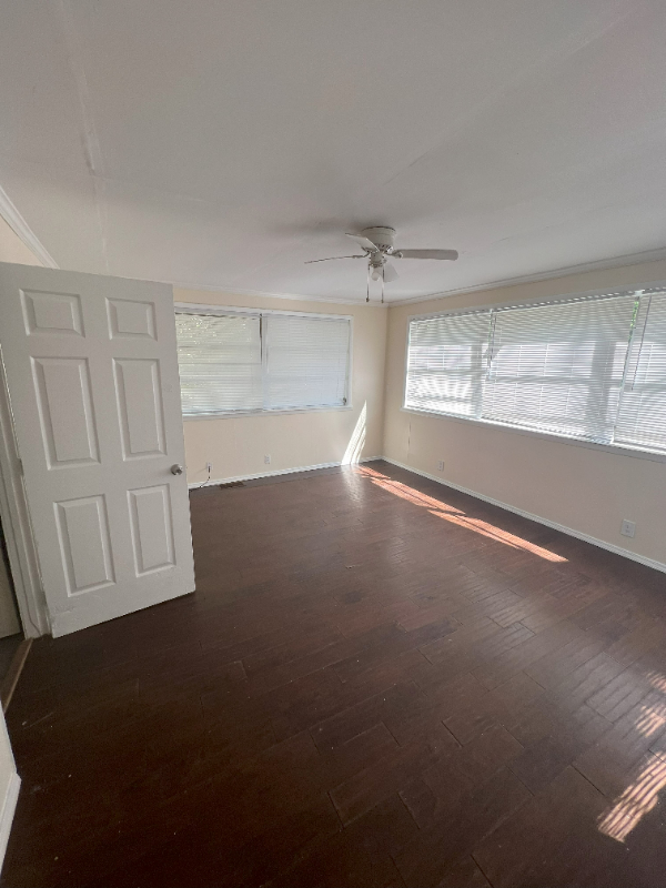 2018 Cherry St - Photo 2 of 9