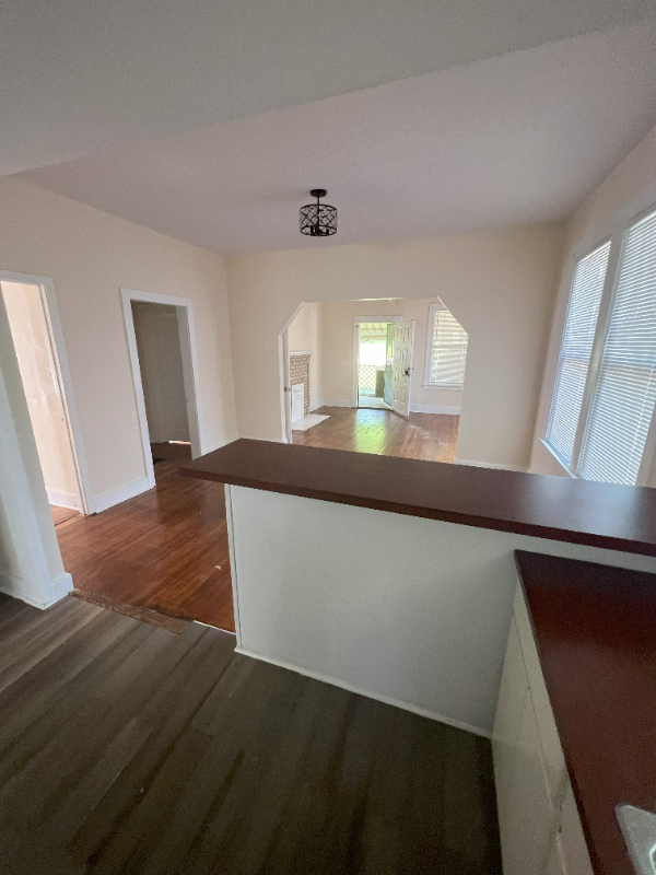 2018 Cherry St - Photo 3 of 9