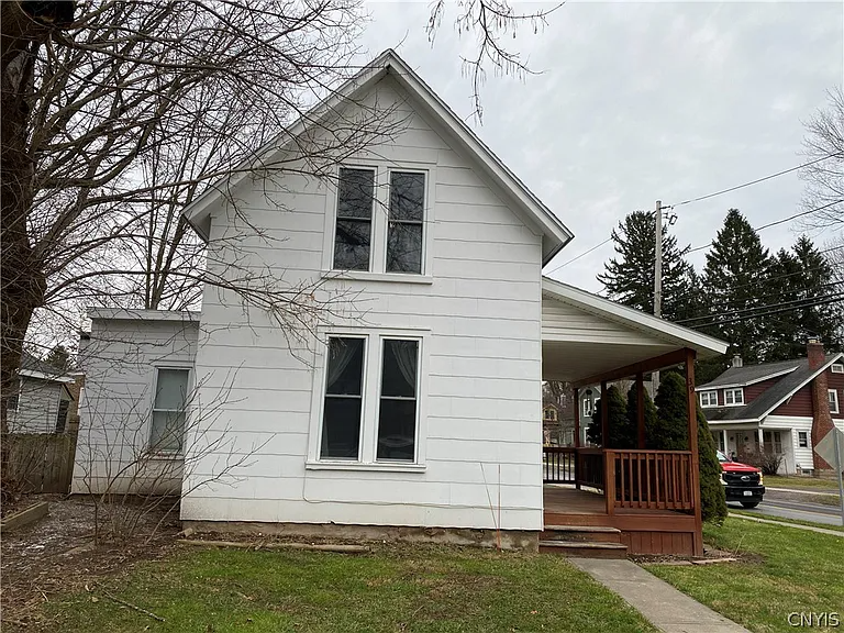 39 Canton St - Photo 2 of 24