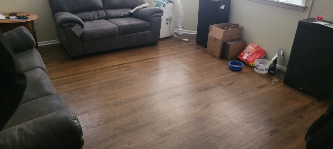 1506 E Kane Pl Lowr - Photo 2 of 9