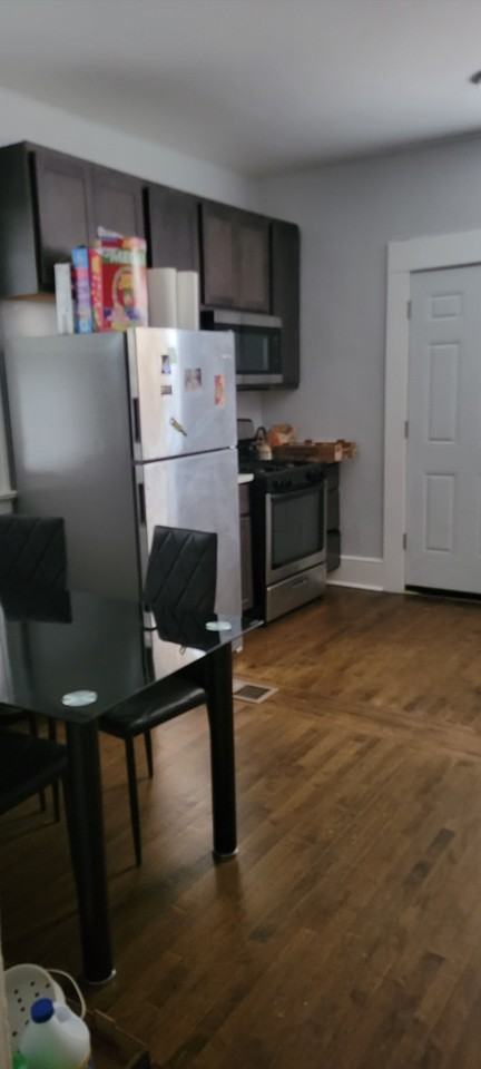 1506 E Kane Pl Lowr - Photo 4 of 9