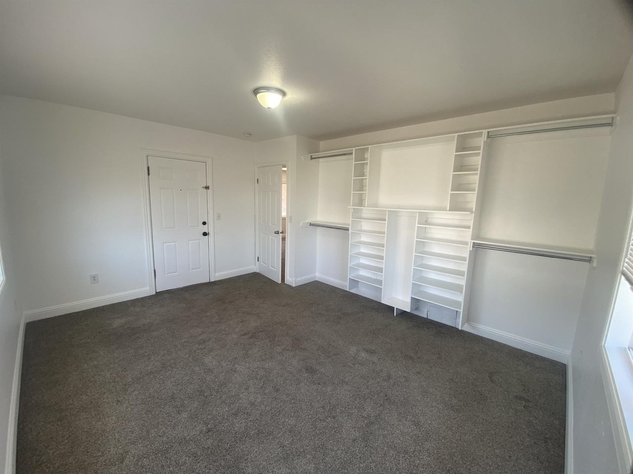 619 28th St #1 - Photo 3 of 15