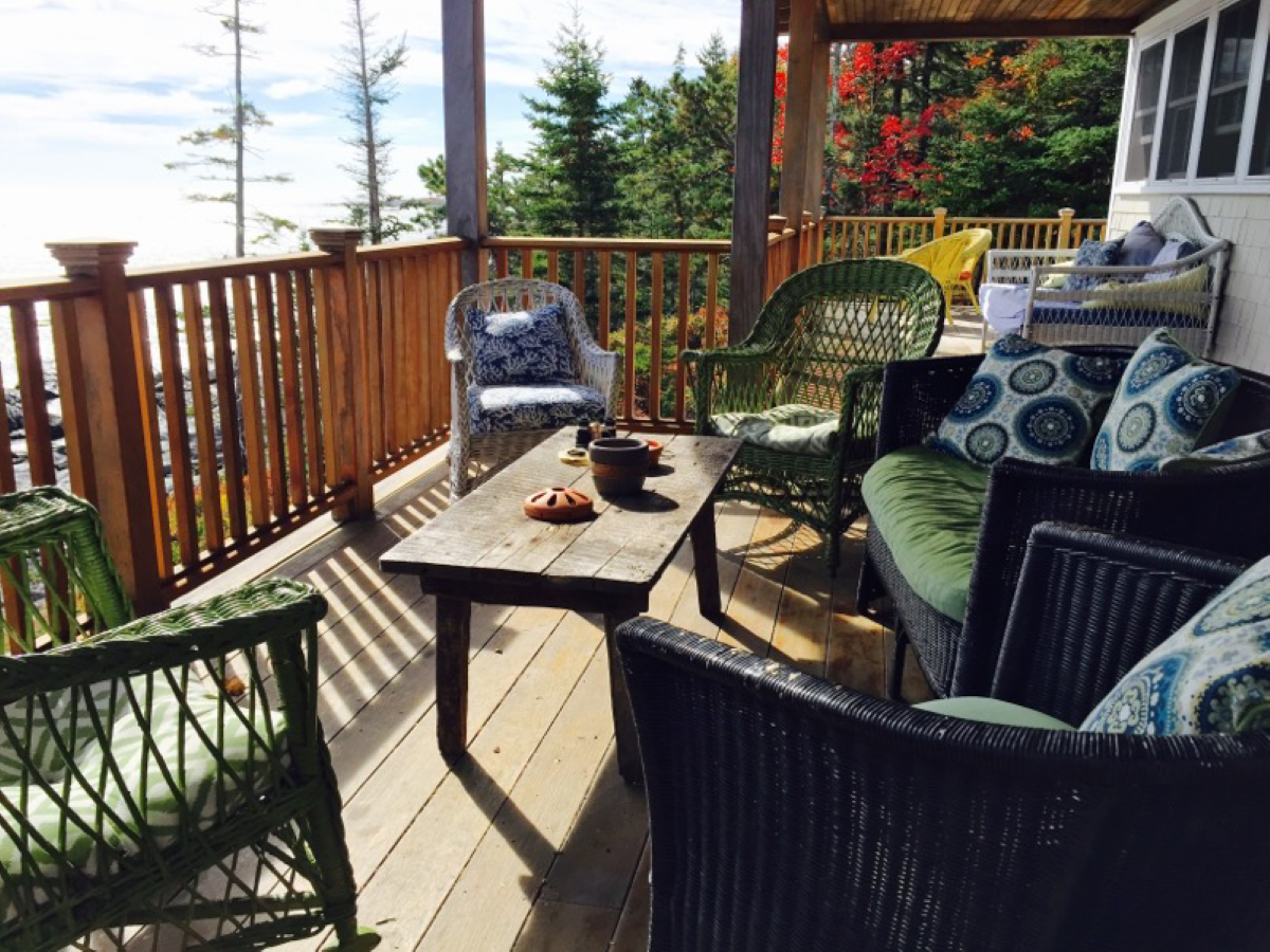 404 Seguinland Rd #1 - Photo 2 of 11