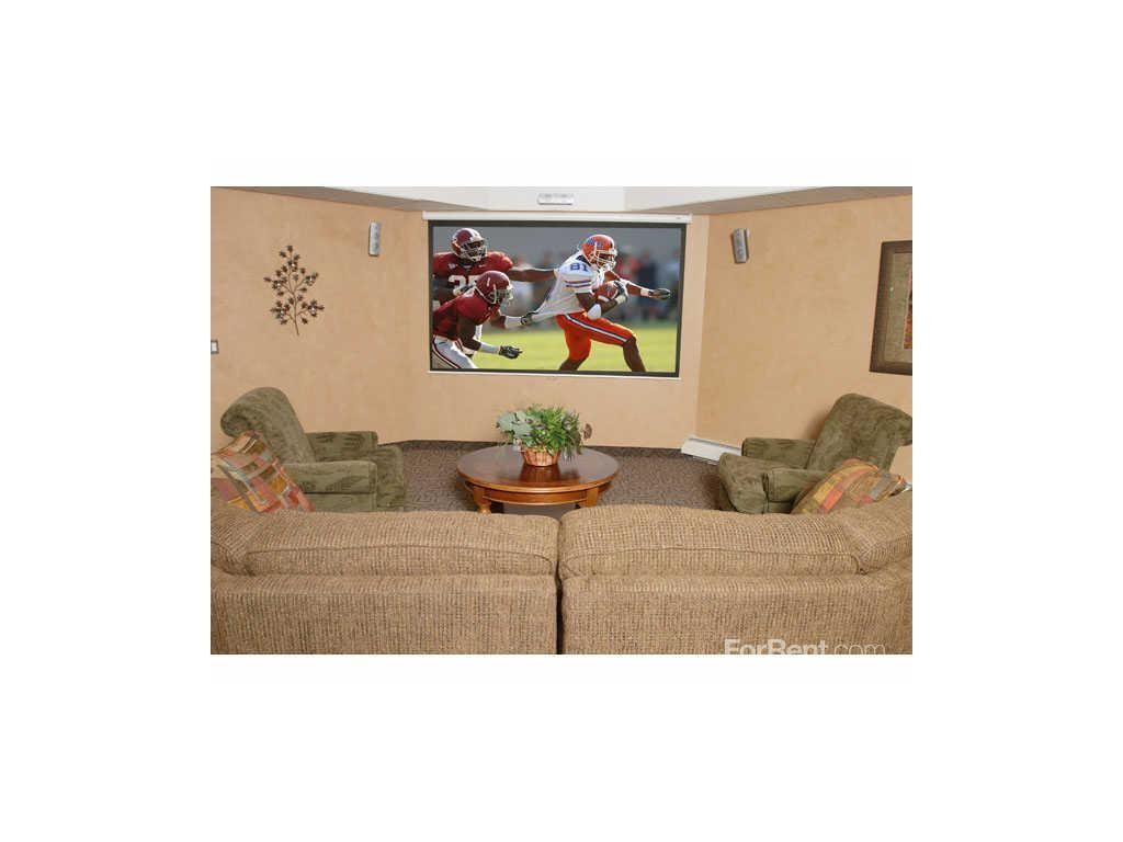 Woodland Pointe Apartments - Photo 2 of 16