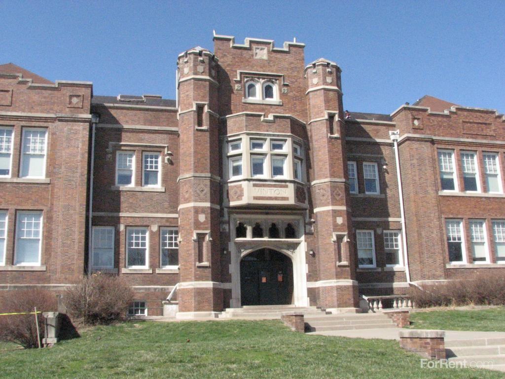 Vinton School Apts - Photo 3 of 19