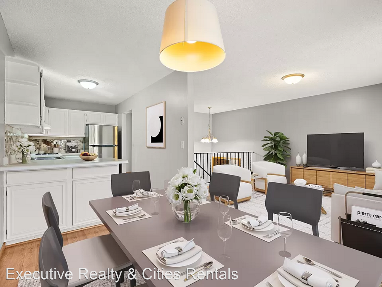 10410 Decatur Ave S - Photo 3 of 20