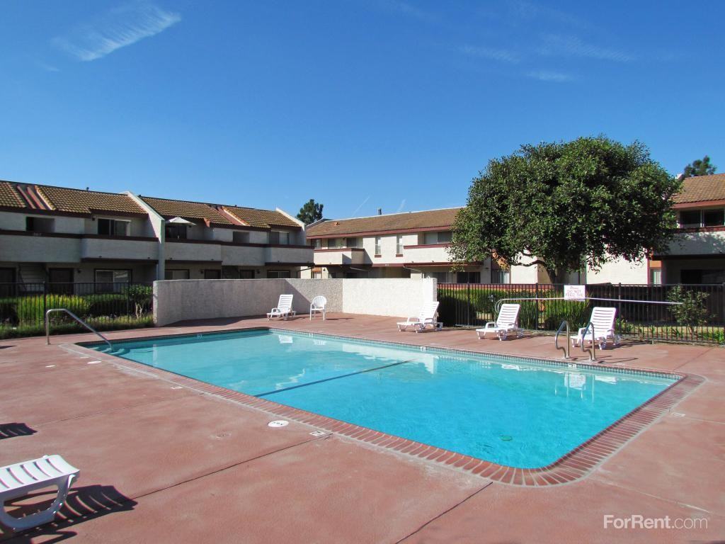 Villa Camarillo - Photo 3 of 19