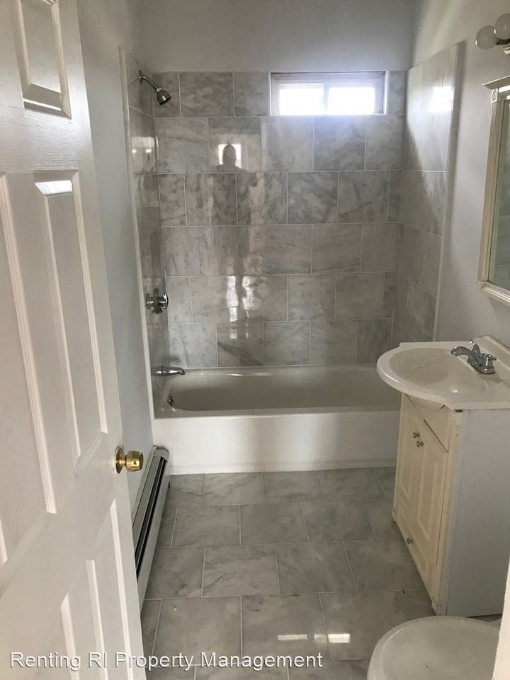 289 Friendship St - Photo 3 of 8