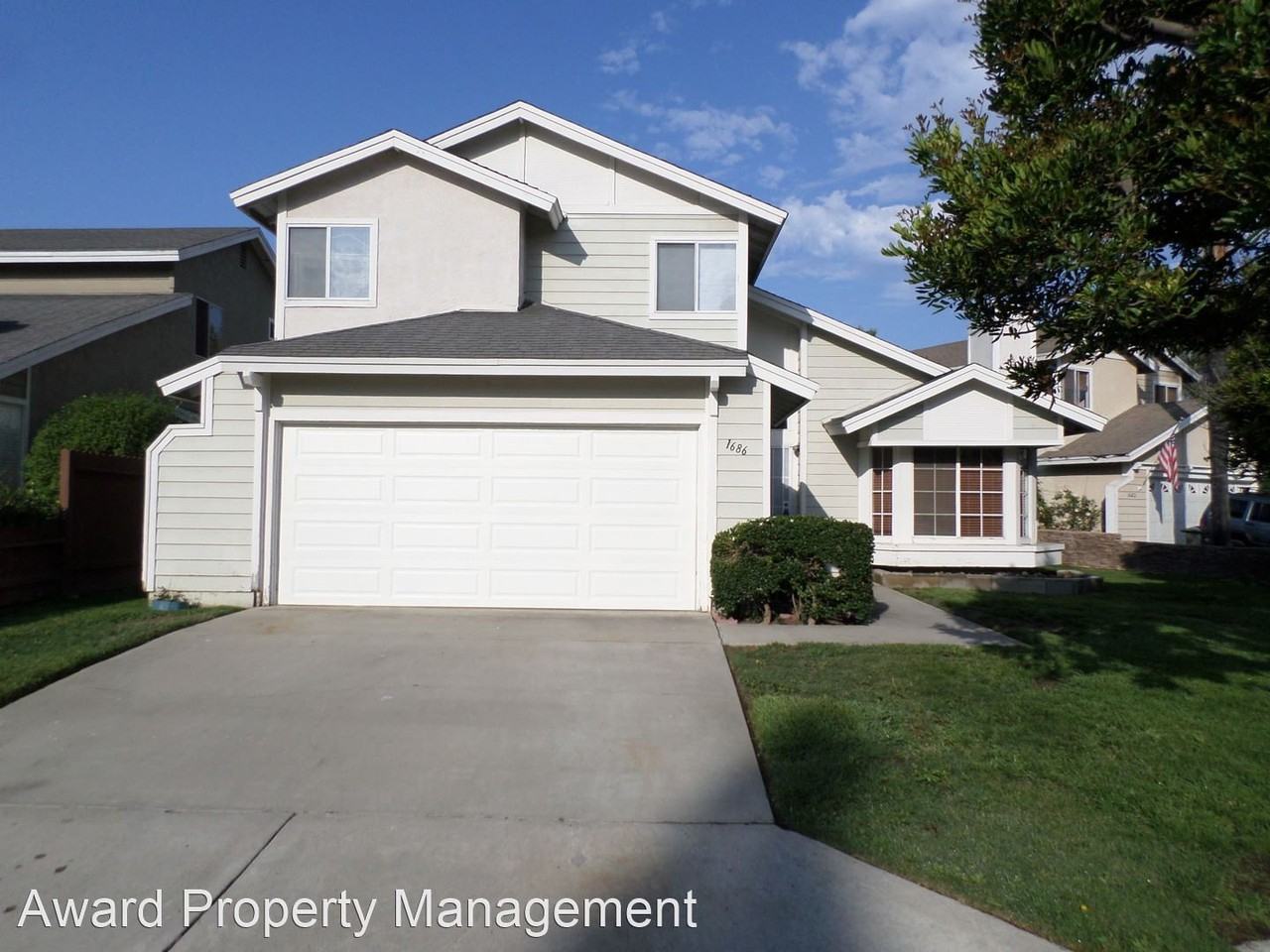 1686 Bronco Way - Photo 2 of 14