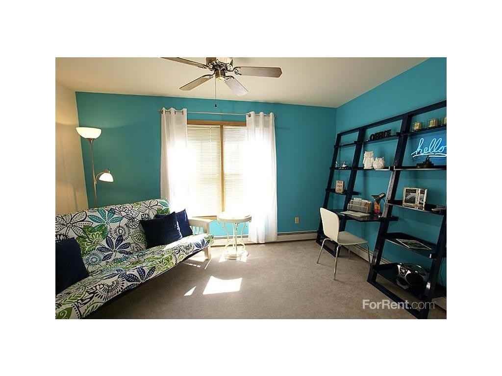 Rivers Edge - Photo 3 of 10