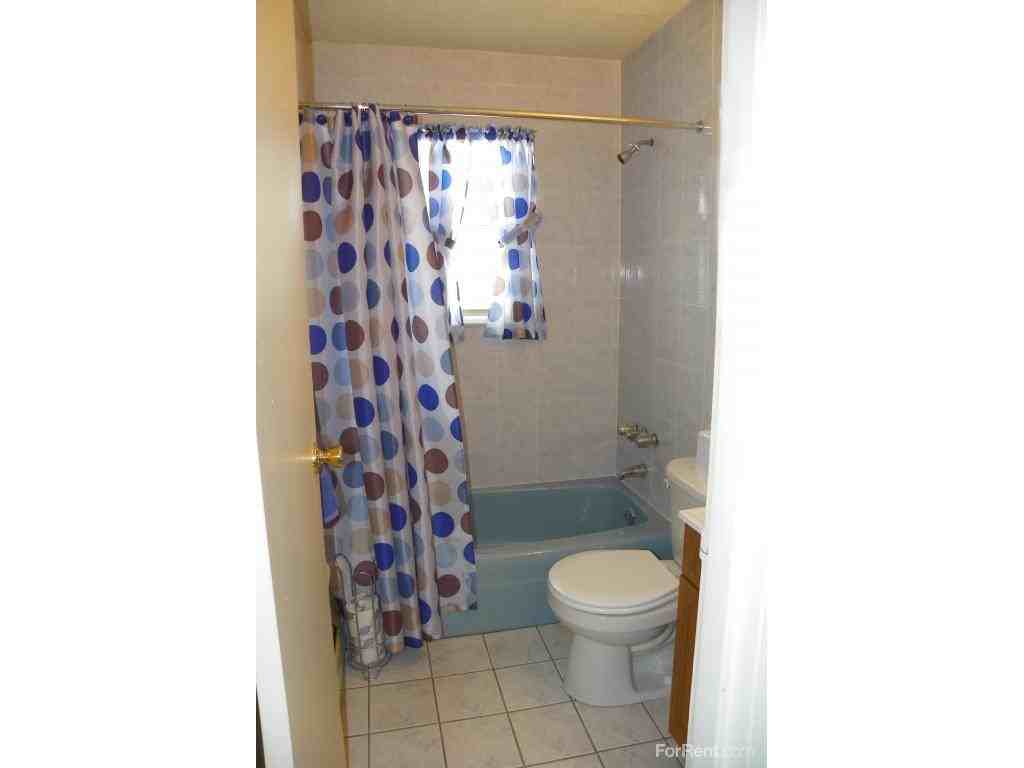 Skytop Gardens - Photo 3 of 17