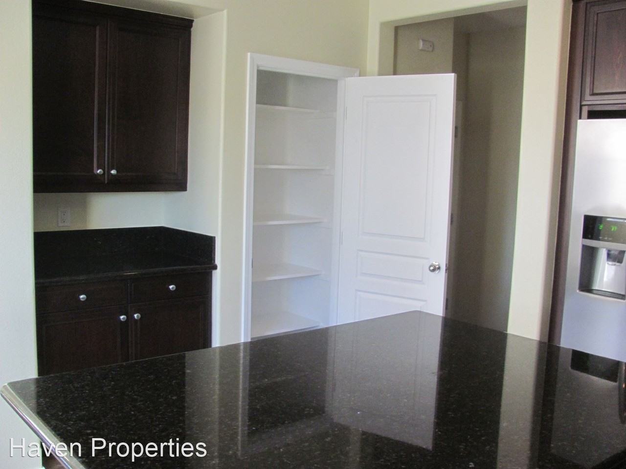 9182 Sinsonte Ct - Photo 3 of 42