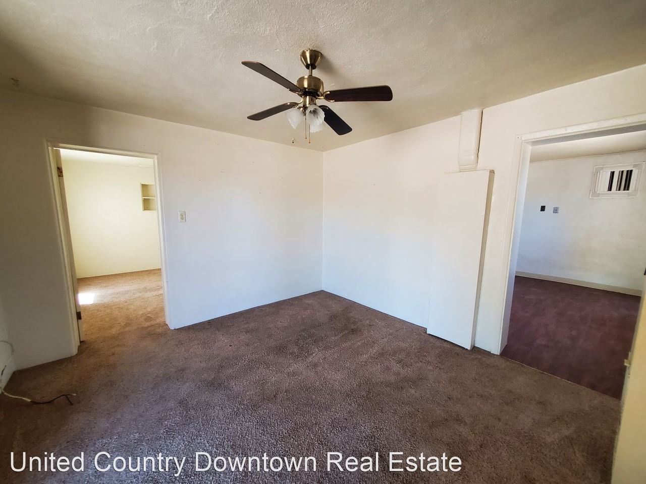 1200 S Gold Ave - Photo 2 of 10