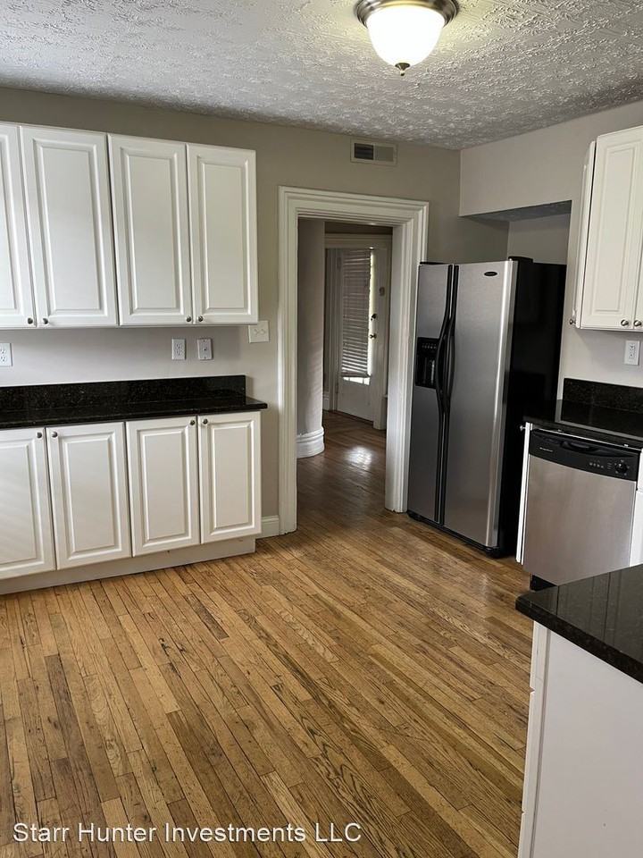 85-87 Starr Ave - Photo 3 of 9