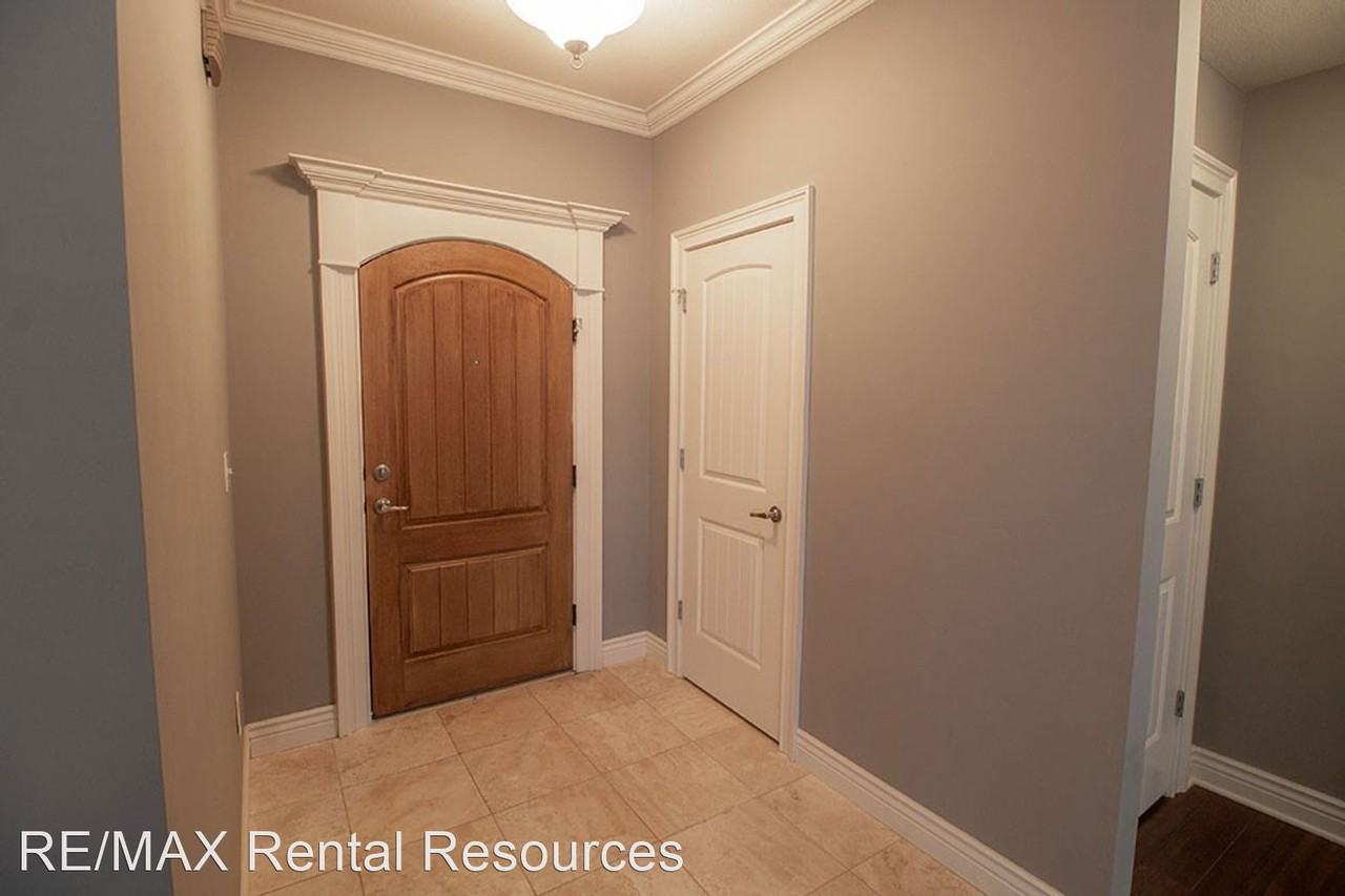 2405 Marietta Falls Ln - Photo 3 of 41