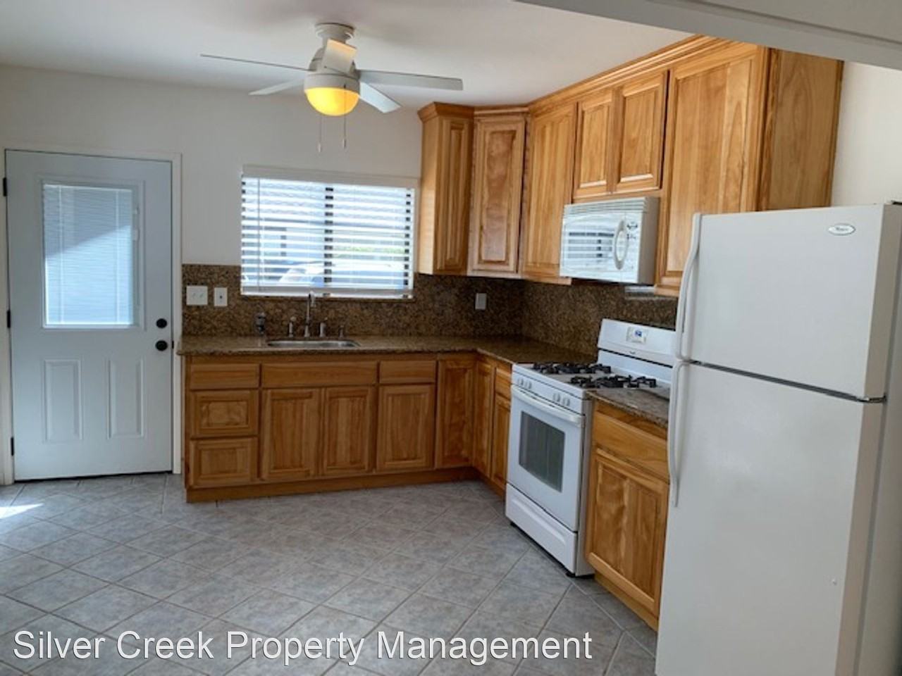 694 South M St - Photo 2 of 9