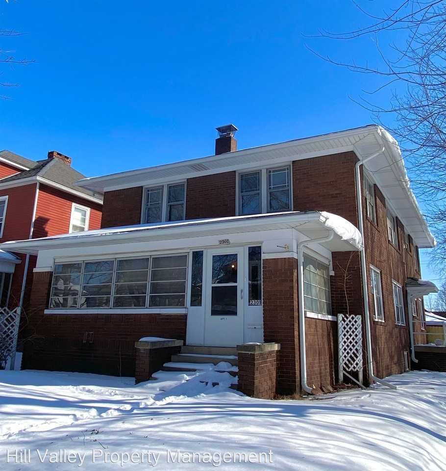 2301 N 10th St - Photo 2 of 3