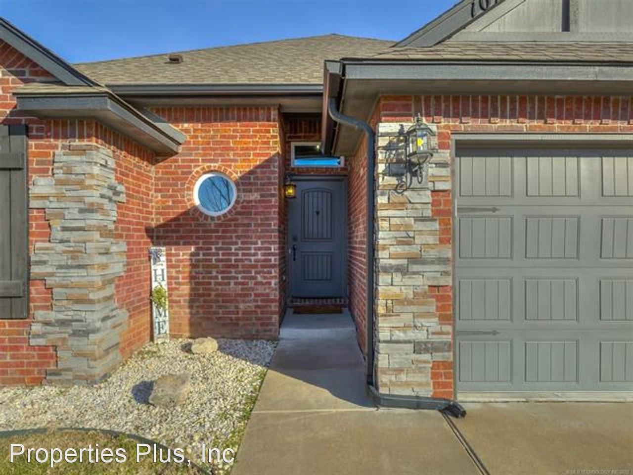 10721 Masters Cir - Photo 2 of 36