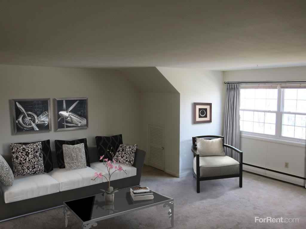 Jeffersonian, The Apartments 801 N Shortridge Rd, Indianapolis, IN