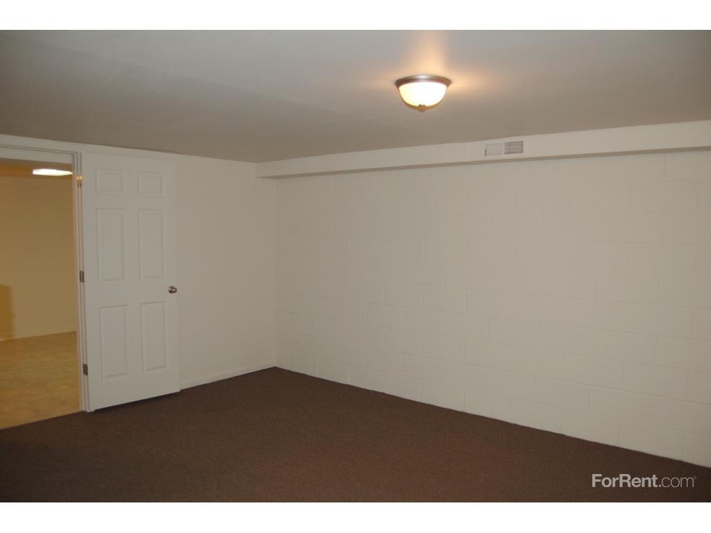 Shadeland Terrace - Photo 2 of 17