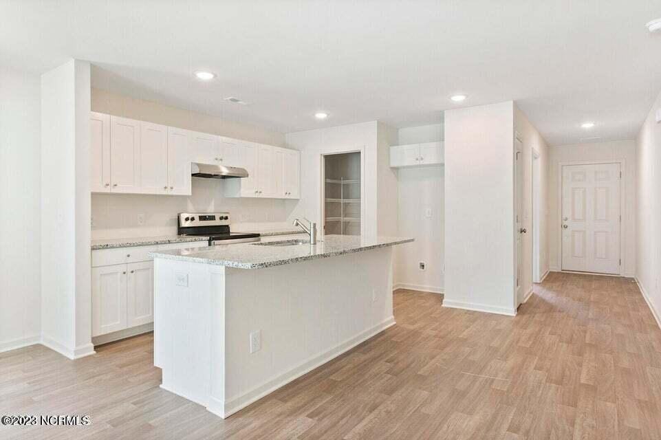 851 Pine Needles Rd - Photo 3 of 18