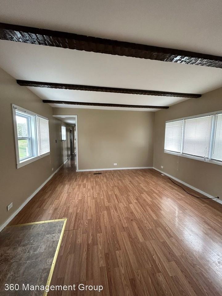 380 Airport Road - Photo 2 of 6