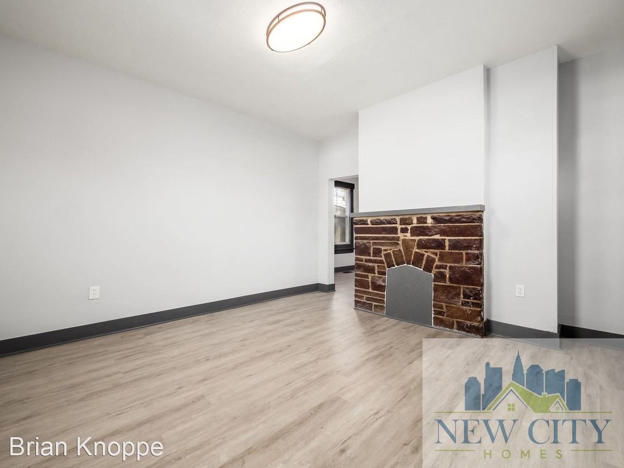 1557 Safford Ave - Photo 3 of 17