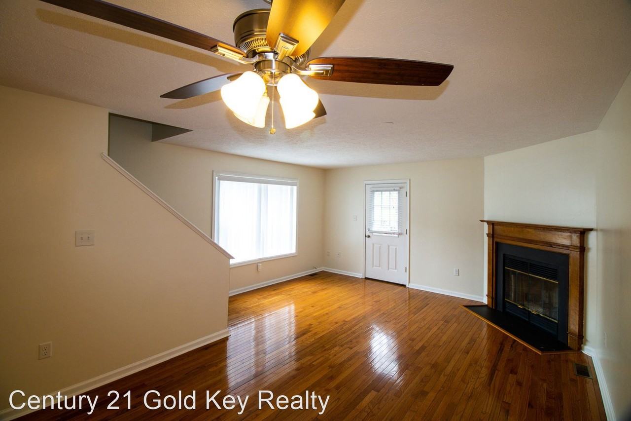 114 Gateway Dr #9 - Photo 2 of 19