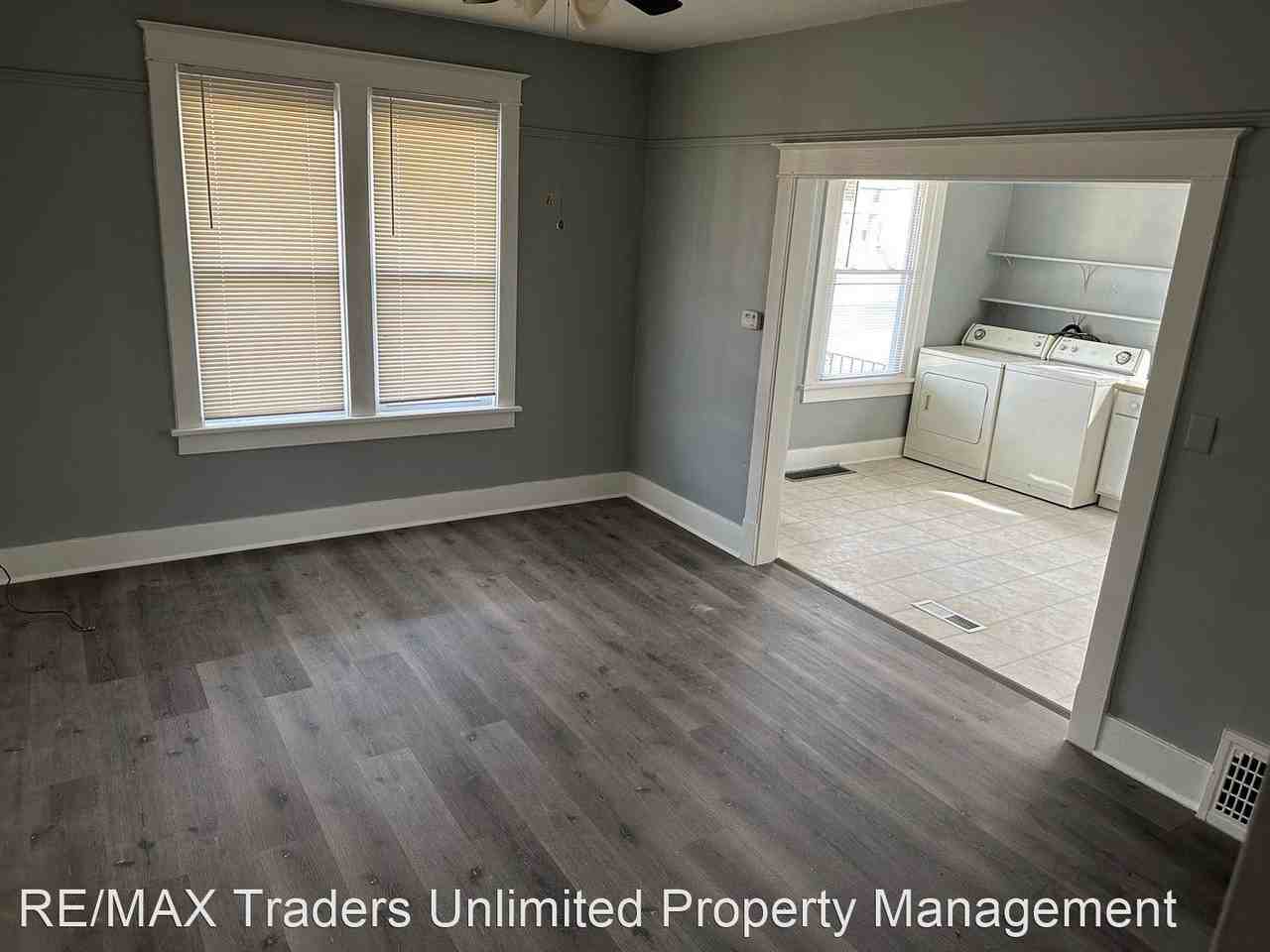 2118 W Clarke Ave Frnt - Photo 2 of 7