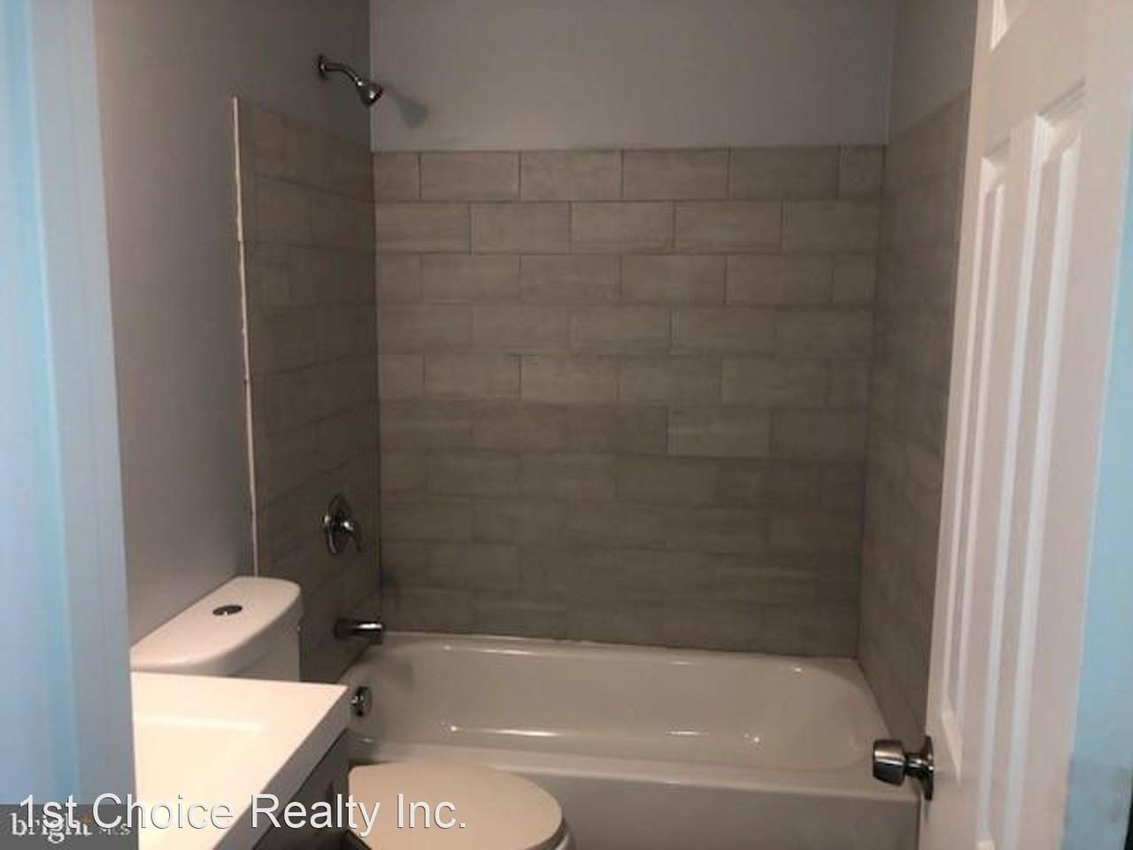 8535 Neptune Dr - Photo 2 of 4