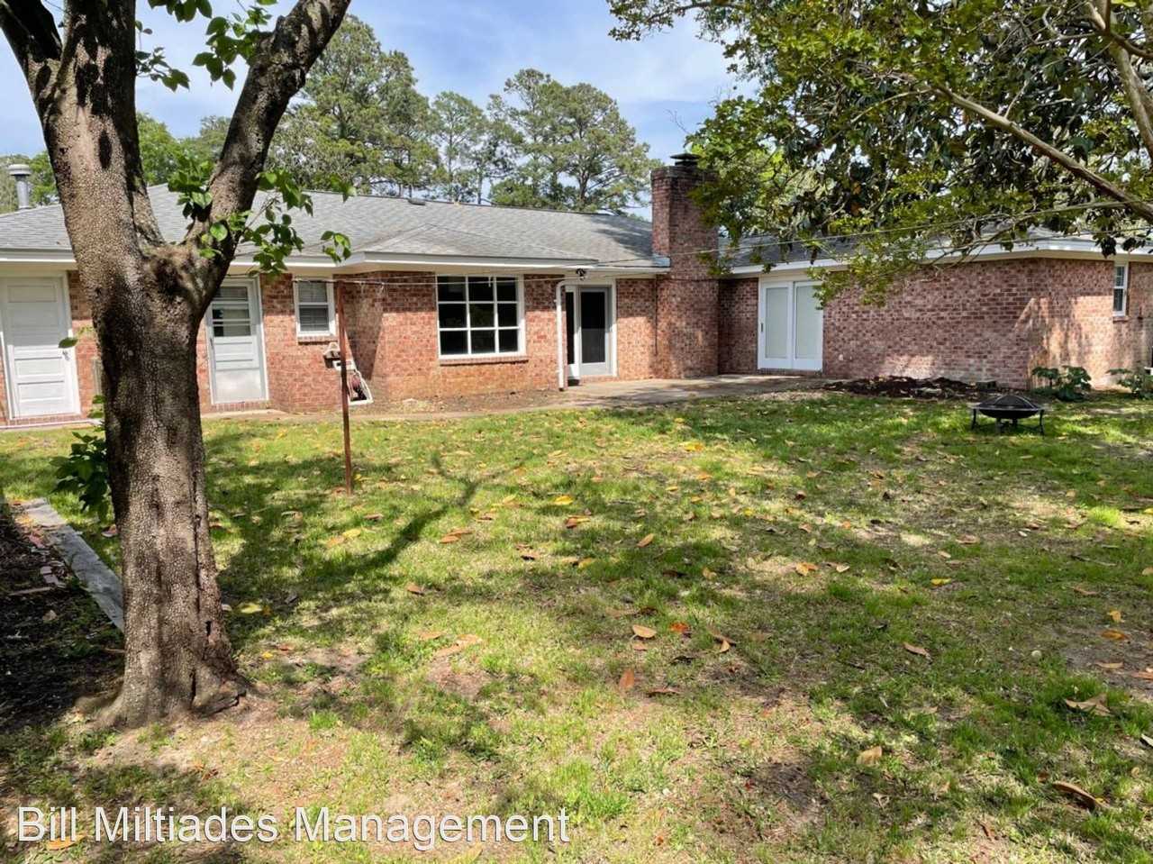 1517 Queensbury St - Photo 2 of 26