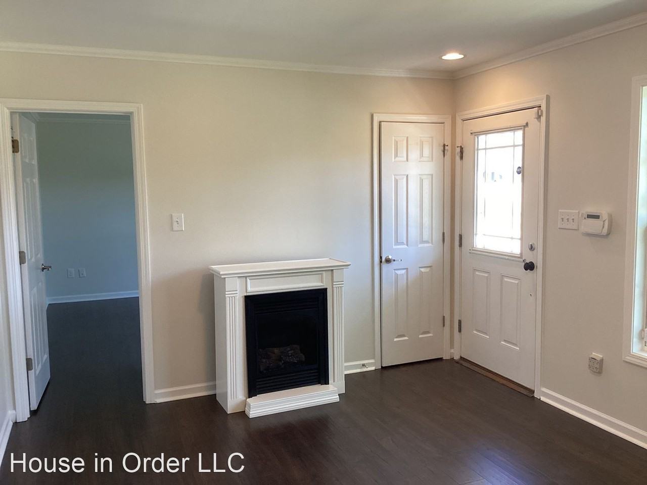 11 Walton St - Photo 3 of 16