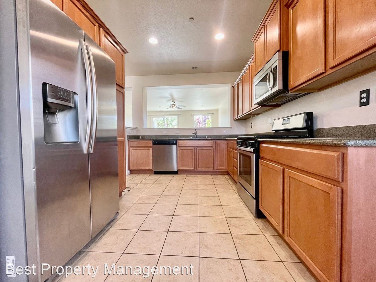 117 Silver Bell Way - Photo 3 of 11