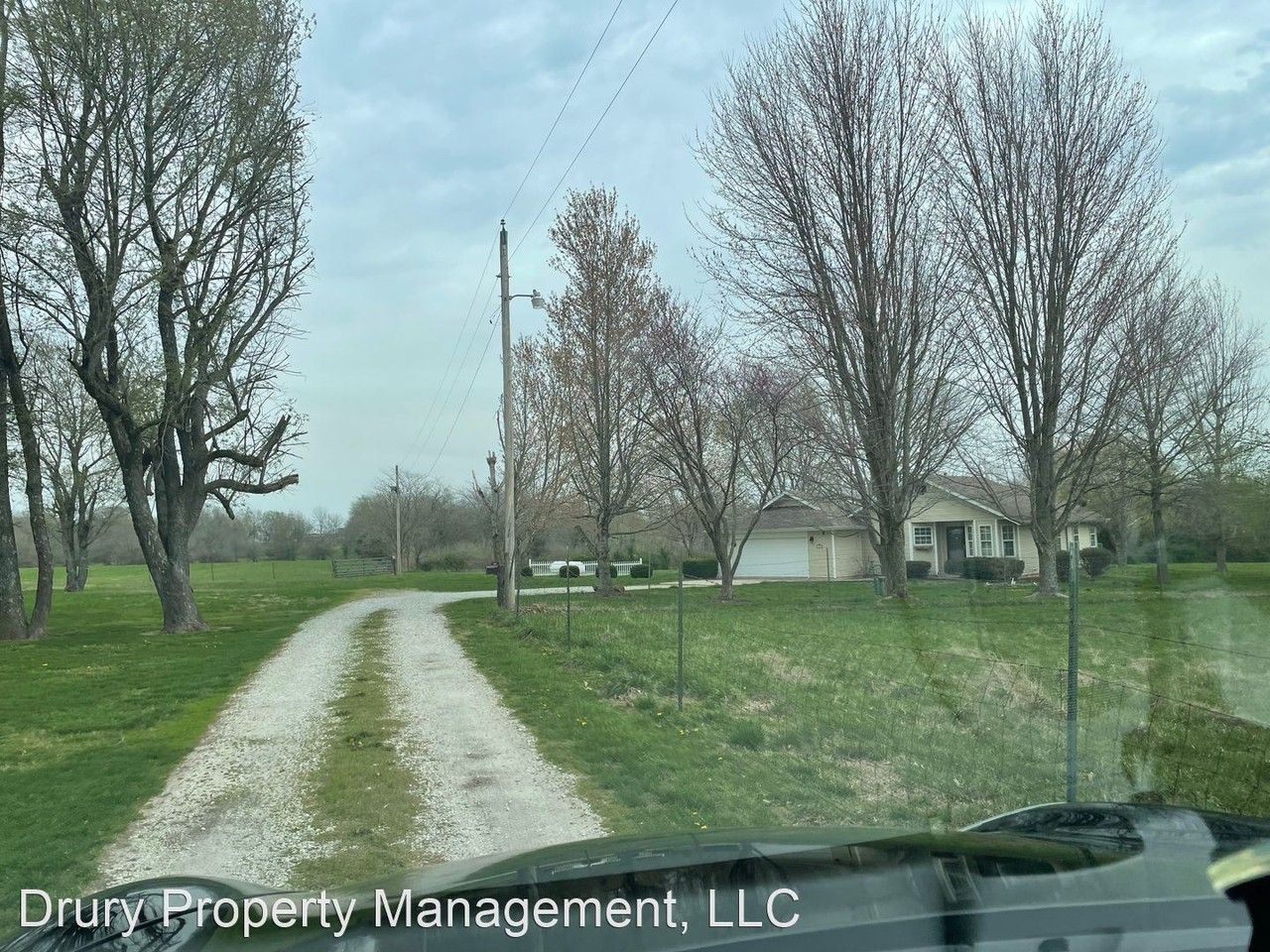 6202 W Countryside Dr - Photo 2 of 47