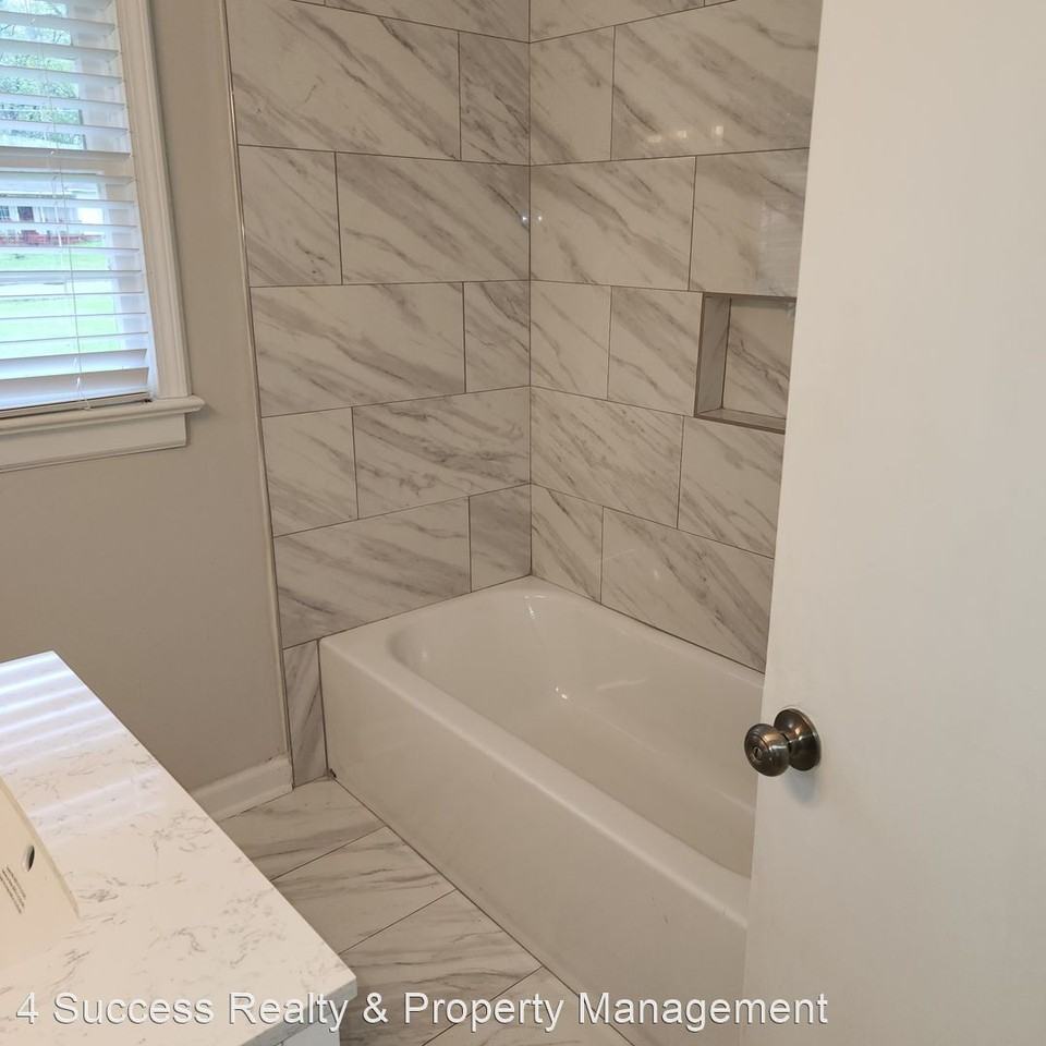 1080 Bluebird Rd - Photo 3 of 7