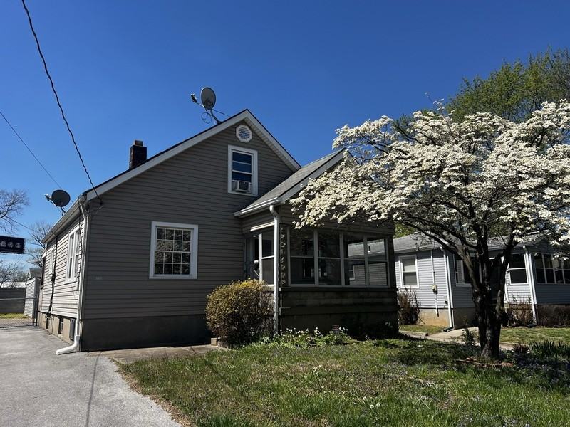 4306 Sherman Ave - Photo 2 of 16
