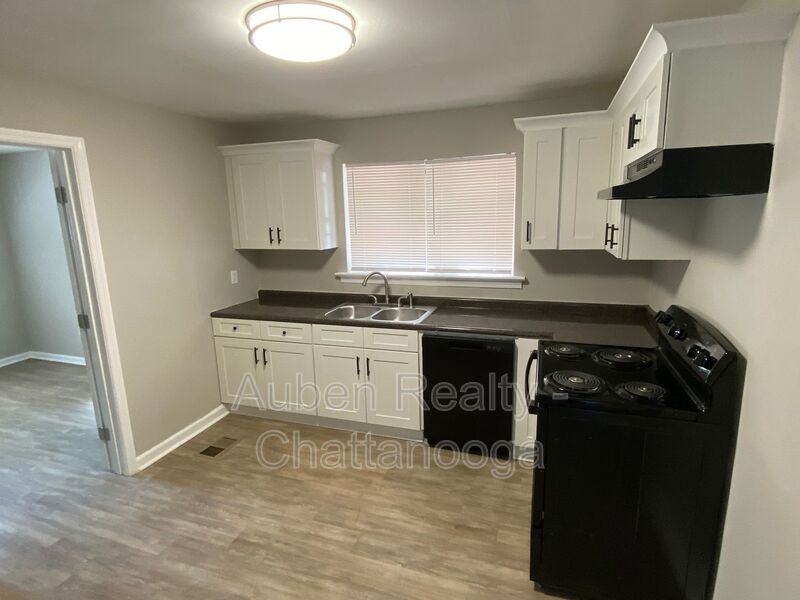 3631 Sapulpa St - Photo 7 of 21