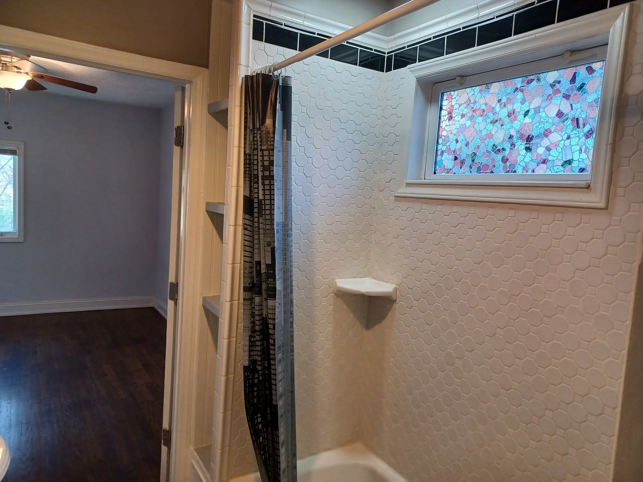 1808 Pendleton Ave - Photo 3 of 32