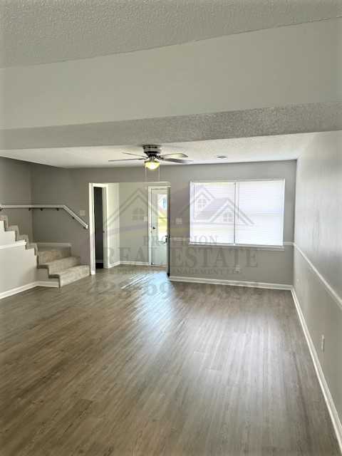 661 Village Green Dr Nw - Photo 3 of 11
