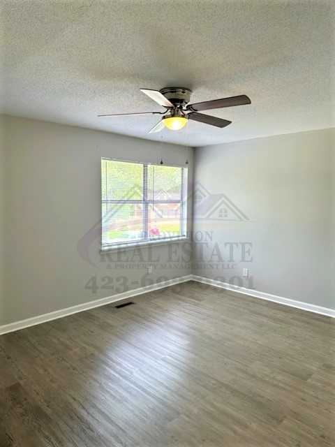 661 Village Green Dr Nw - Photo 7 of 11