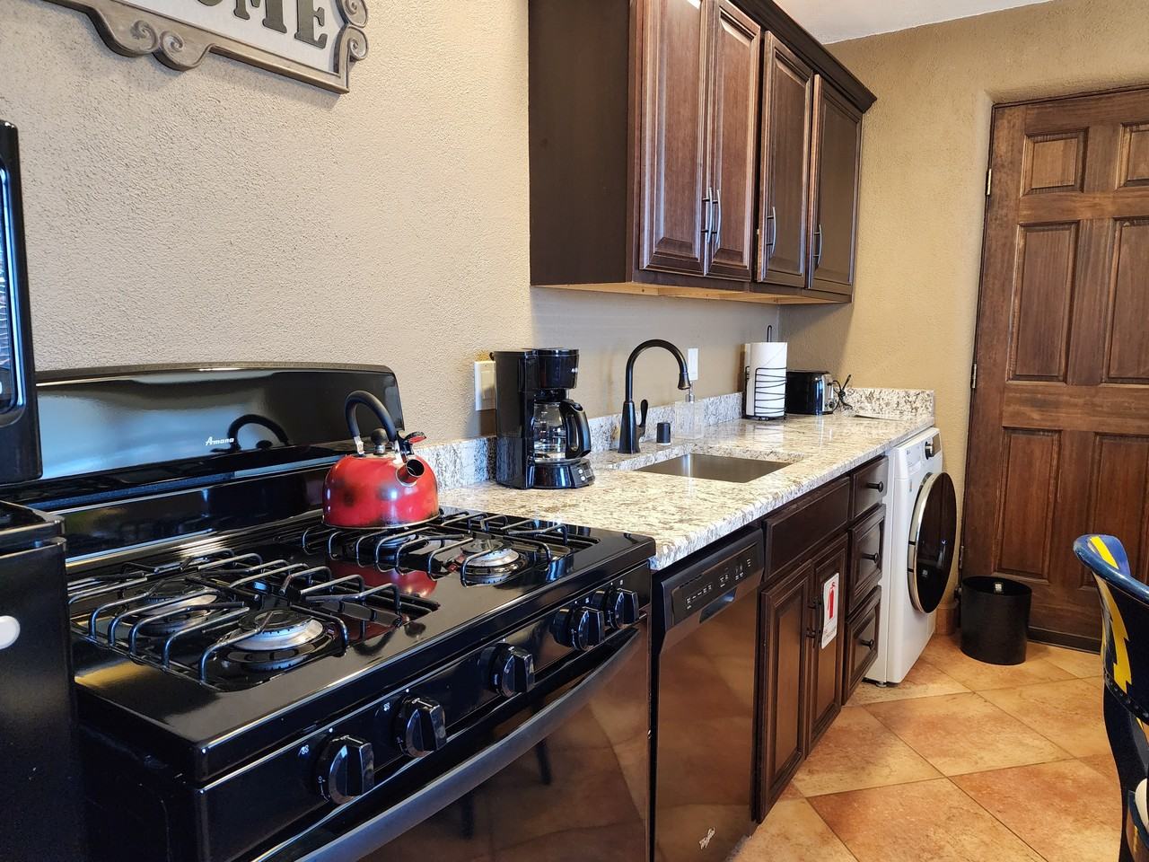 1506 Agua Fria St - Photo 3 of 8