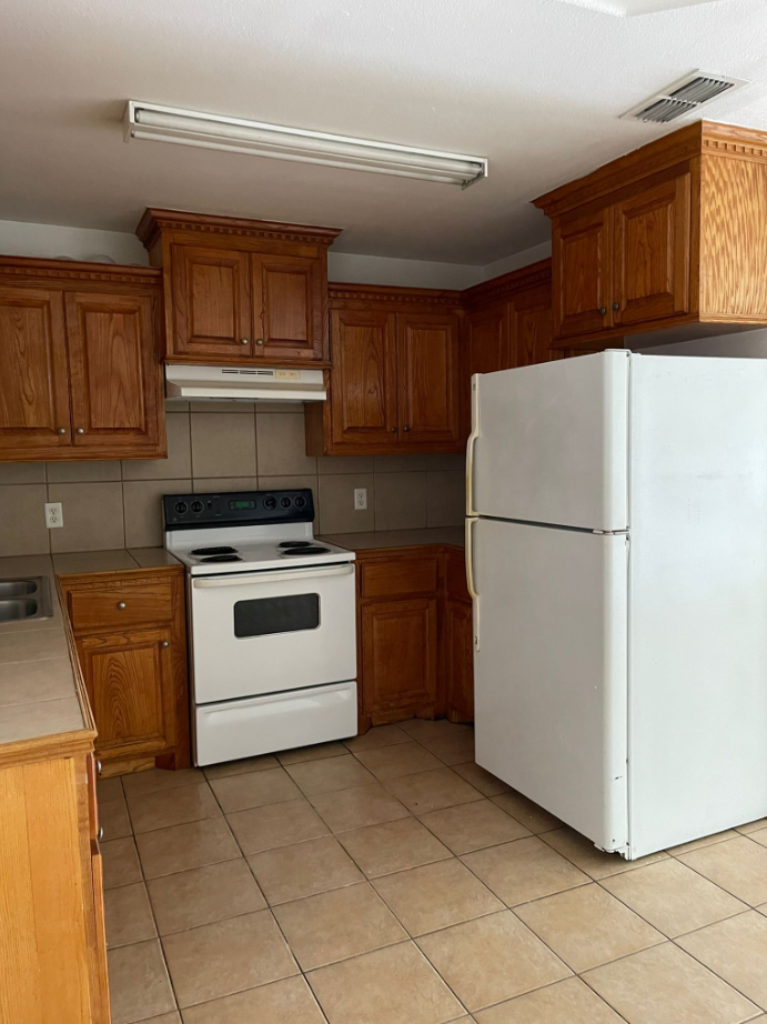 1503 E Coyote St - Photo 2 of 13