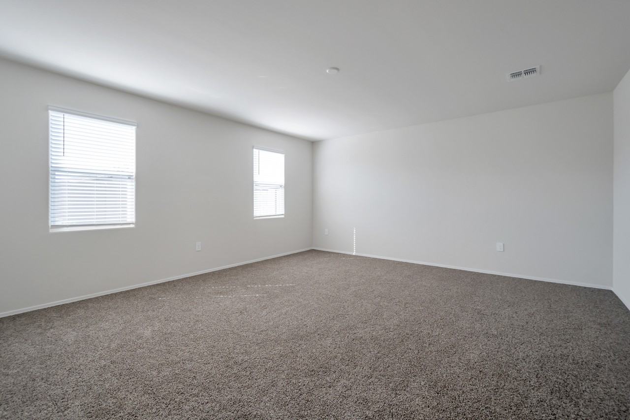 4655 W Basil Ave - Photo 5 of 15