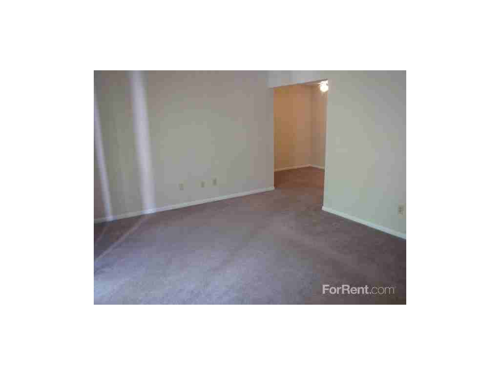 Riverview Apartments 1236 Dixie Hwy (River Rd.), Rossford, OH 43460