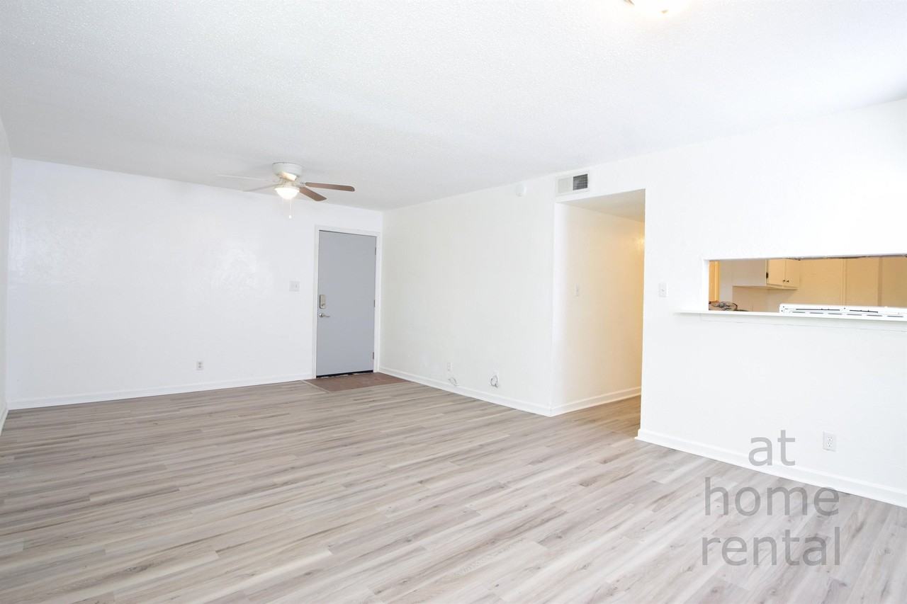 6601 S Zunis Ave #1 - Photo 5 of 19
