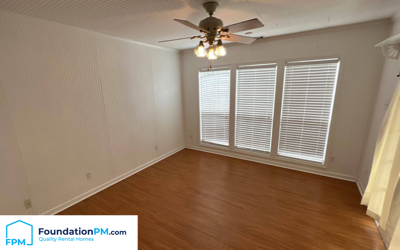 3801 Bowen Ave #1 - Photo 6 of 17