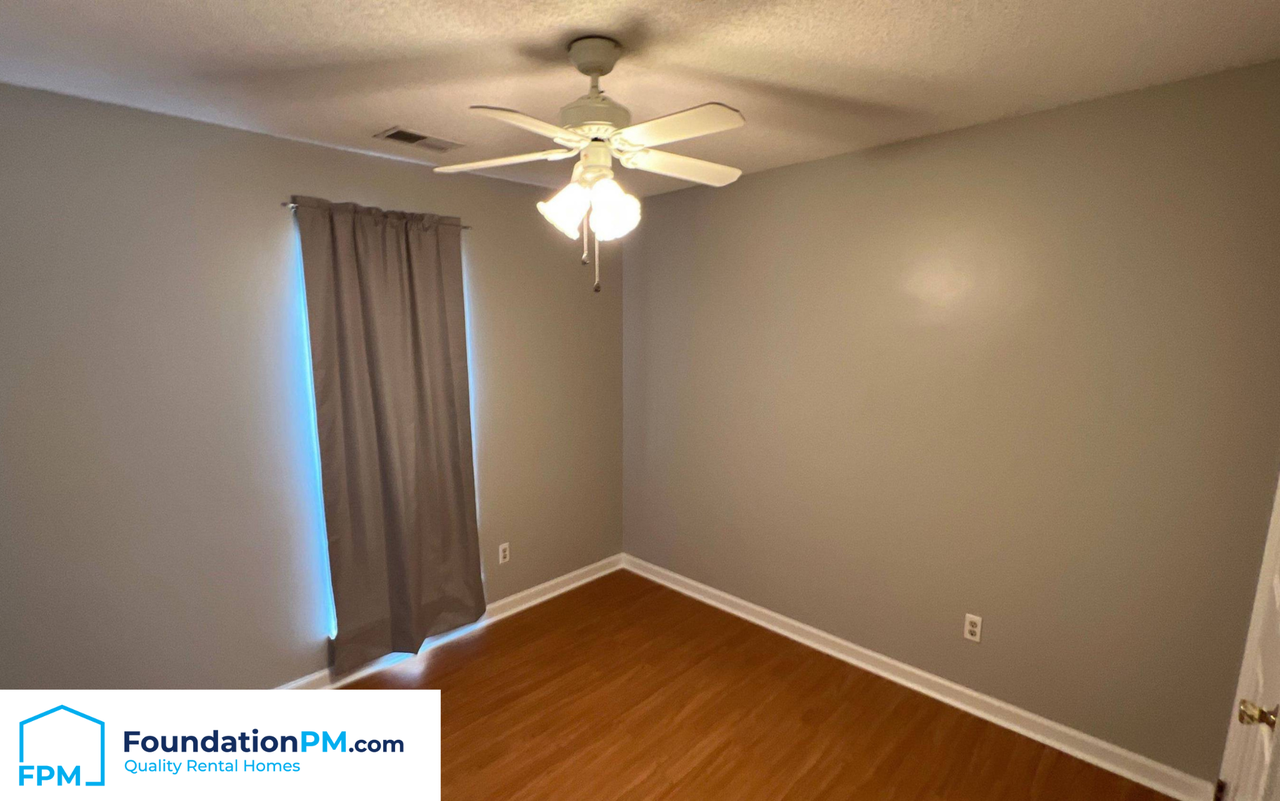 3801 Bowen Ave #1 - Photo 7 of 17