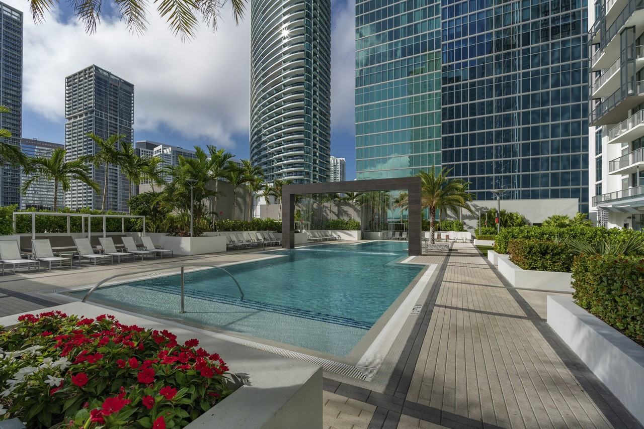 Muze at Met Apartments 340 Se 3rd St, Miami, FL 33131 Zumper