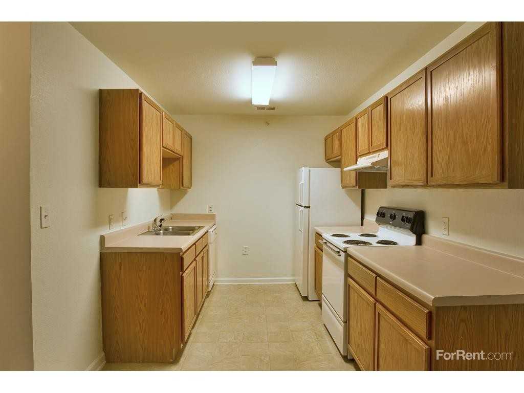 Abbey Lake Apartments - Photo 3 of 19